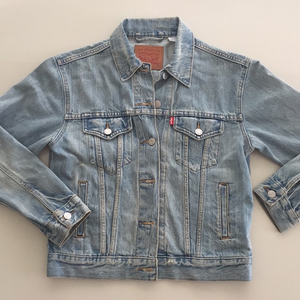 Levi’s Denim Ex-Boyfriend Trucker Jean Jacket - Picture 5 of 8